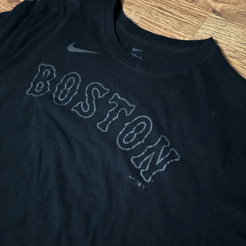 Nike Boston Red Sox #11 Devers Short Sleeve TShirt Size XL